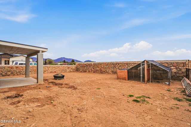 354 SOL Court, Vinton, TX 79821