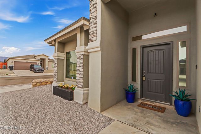 354 SOL Court, Vinton, TX 79821