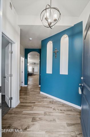 354 SOL Court, Vinton, TX 79821