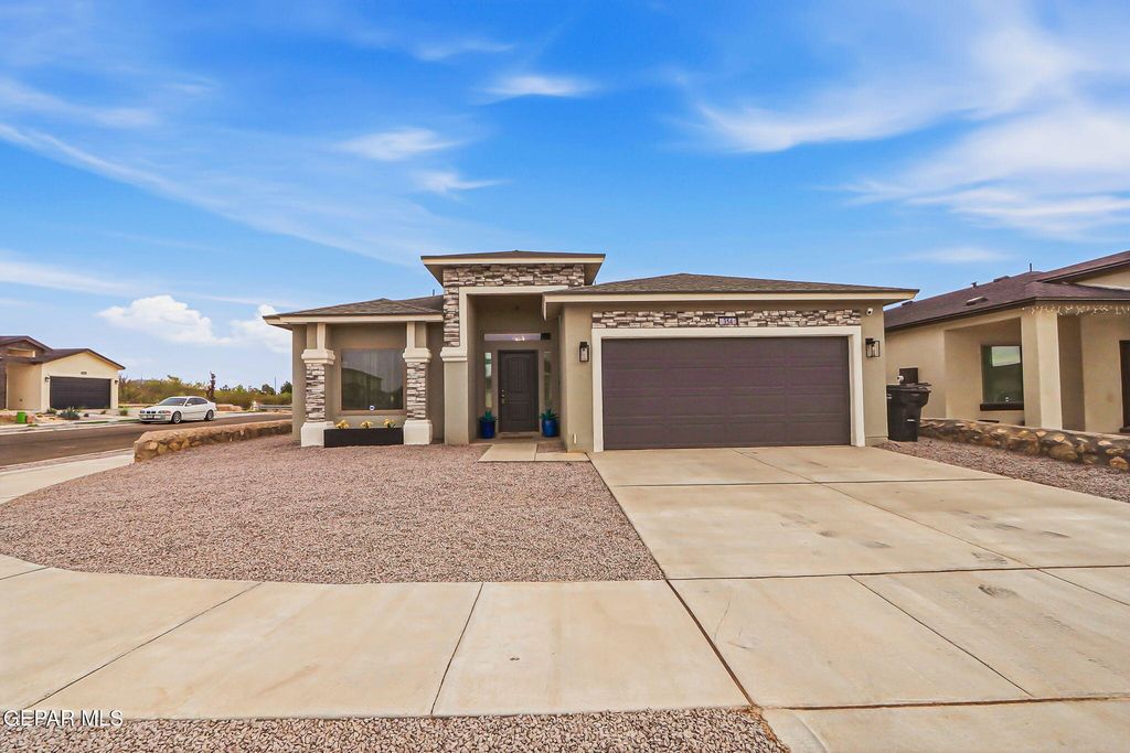 354 SOL Court, Vinton, TX 79821