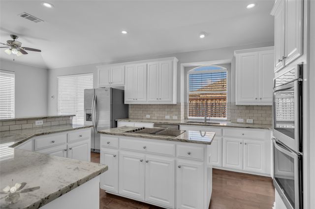 4300 Barnsley Drive, Plano, TX 75093