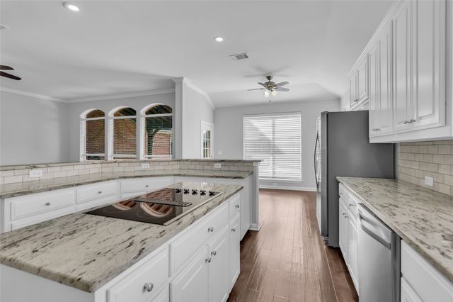 4300 Barnsley Drive, Plano, TX 75093