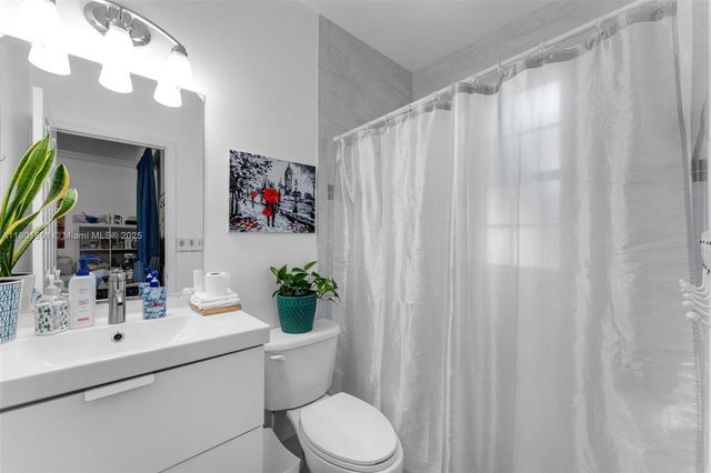 1595 NE 33rd Rd 112-3, Homestead, FL 33033