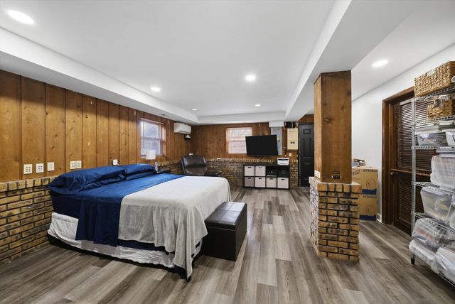 3841 Arthur Avenue, Brookfield, IL 60513