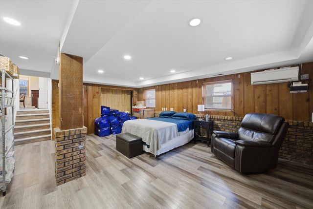 3841 Arthur Avenue, Brookfield, IL 60513