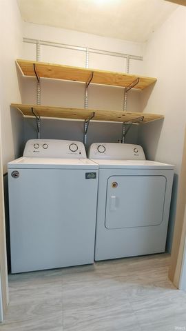 2412 HOBSON Road, Fort Wayne, IN 46805