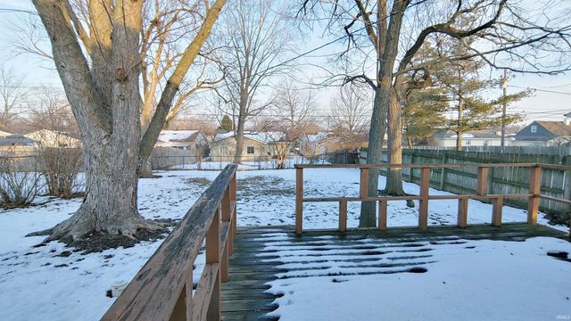 2412 HOBSON Road, Fort Wayne, IN 46805