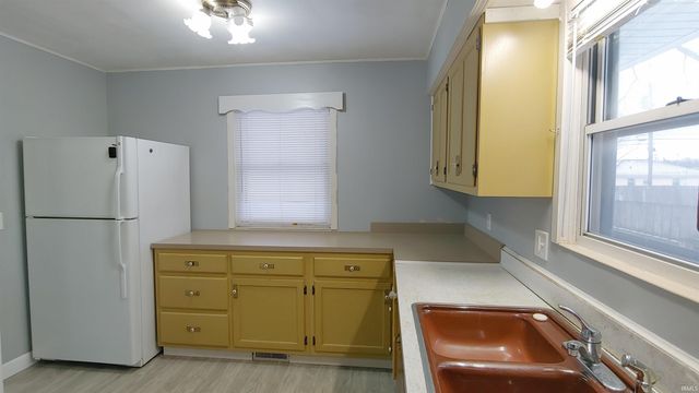 2412 HOBSON Road, Fort Wayne, IN 46805