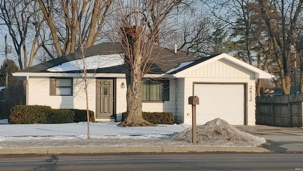 2412 HOBSON Road, Fort Wayne, IN 46805