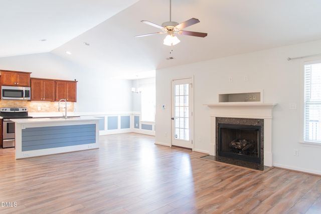 127 Woodglen Drive, Clayton, NC 27527