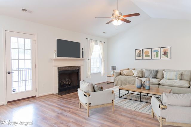 127 Woodglen Drive, Clayton, NC 27527