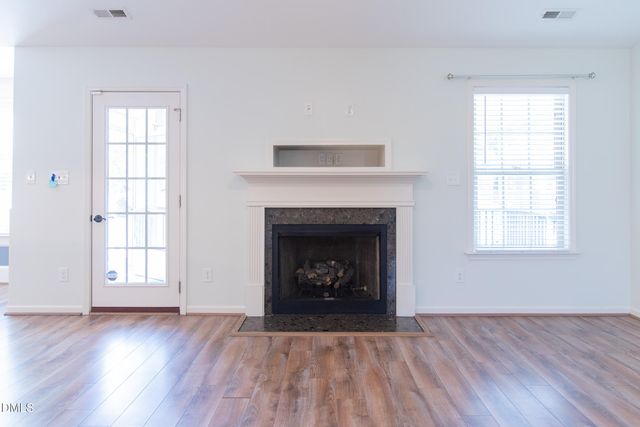 127 Woodglen Drive, Clayton, NC 27527
