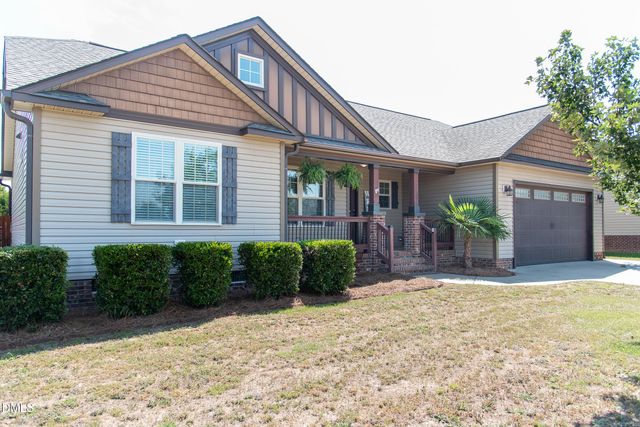 127 Woodglen Drive, Clayton, NC 27527