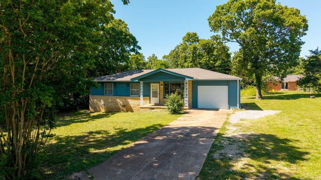 908 N Manor Drive, Horseshoe Bend, AR 72512