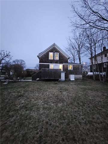 138 Martin Street, East Providence, RI 02914