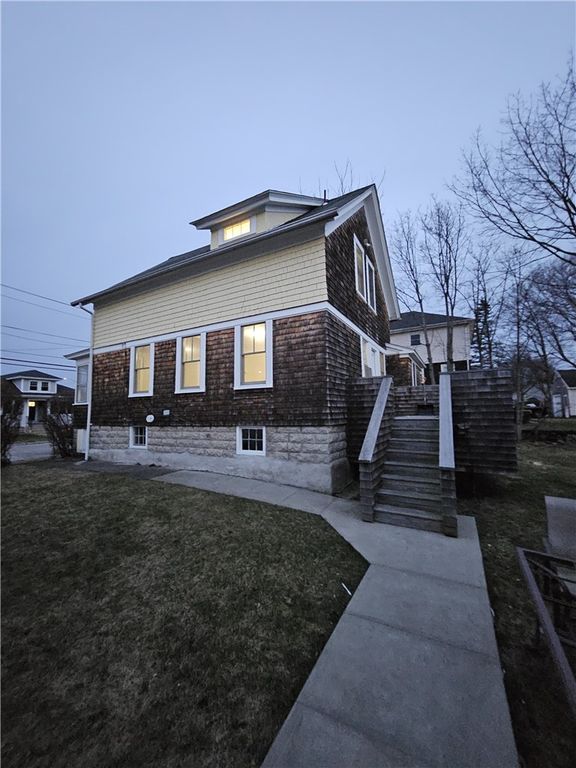 138 Martin Street, East Providence, RI 02914