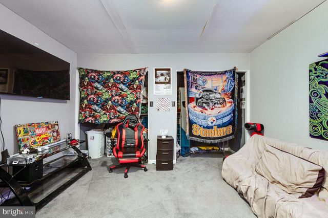 564 E LINDEN ST, Fleetwood, PA 19522