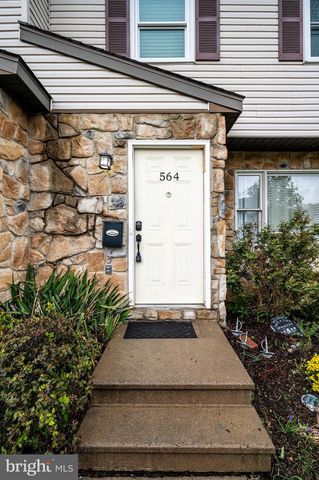 564 E LINDEN ST, Fleetwood, PA 19522
