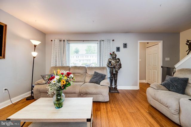 564 E LINDEN ST, Fleetwood, PA 19522