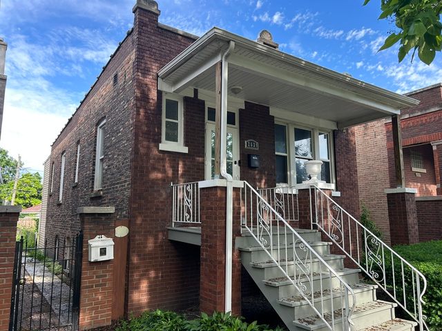 2639 Cuyler Avenue, Berwyn, IL 60402