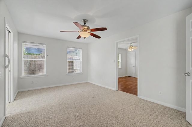 413 Farrer Street, Angleton, TX 77515