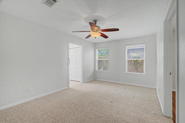 413 Farrer Street, Angleton, TX 77515