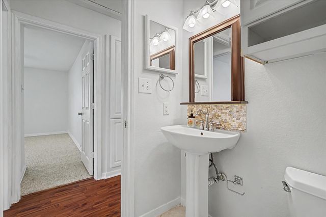 413 Farrer Street, Angleton, TX 77515