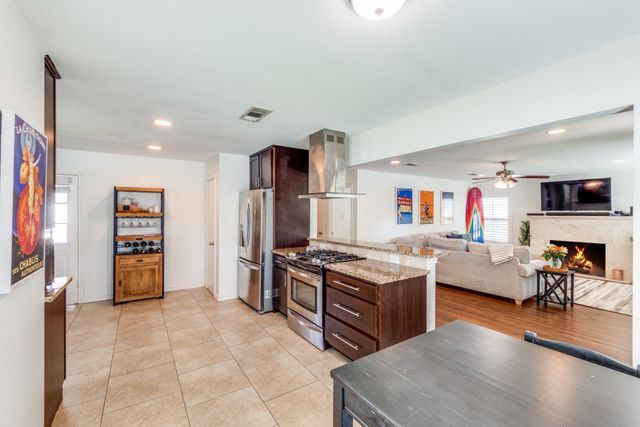 4303 Skillman Street, Dallas, TX 75206