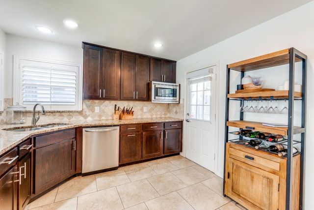 4303 Skillman Street, Dallas, TX 75206