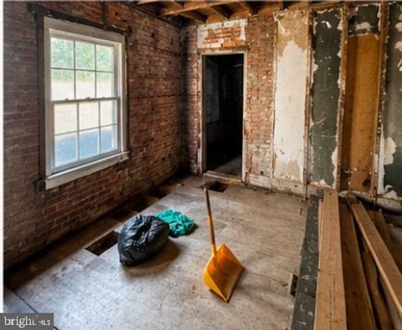 16 E 24TH ST, Wilmington, DE 19802