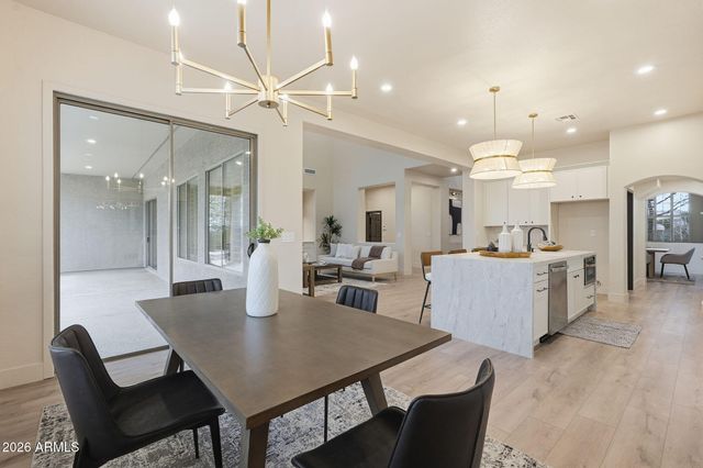 40207 N HICKOK Trail, Phoenix, AZ 85086