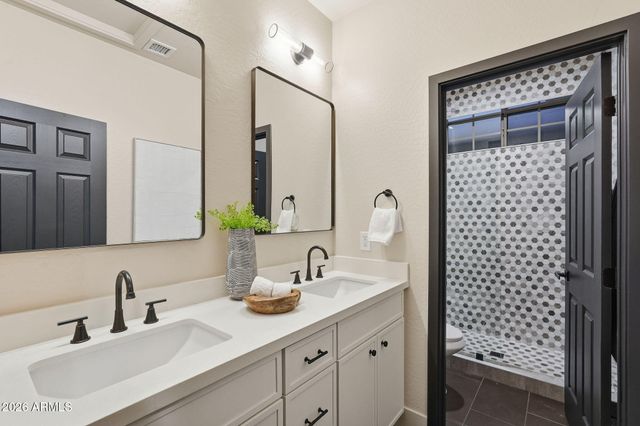 40207 N HICKOK Trail, Phoenix, AZ 85086