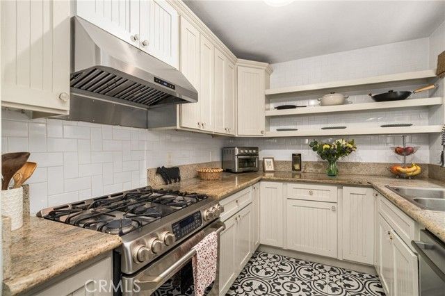 5130 W 20th, Los Angeles, CA 90016