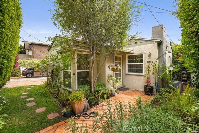 5130 W 20th, Los Angeles, CA 90016