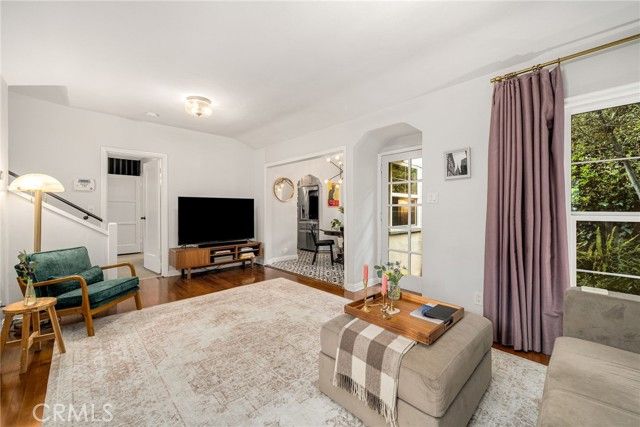 5130 W 20th, Los Angeles, CA 90016
