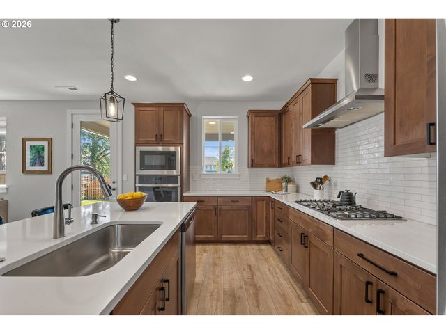 6748 Sw LUPINE Way, Wilsonville, OR 97070