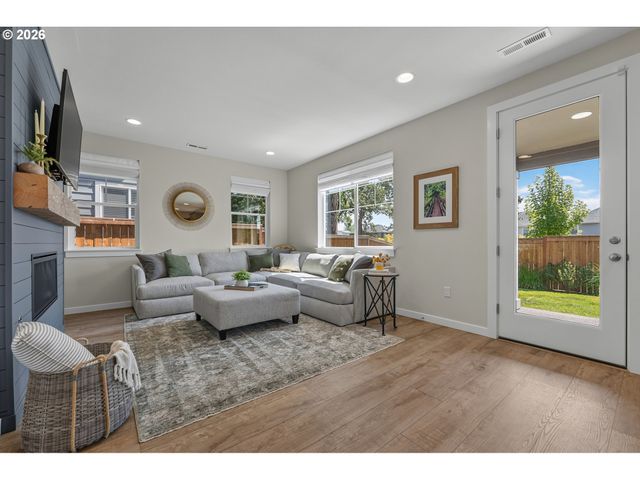 6748 Sw LUPINE Way, Wilsonville, OR 97070
