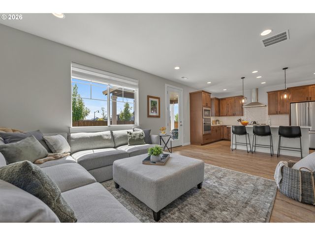 6748 Sw LUPINE Way, Wilsonville, OR 97070