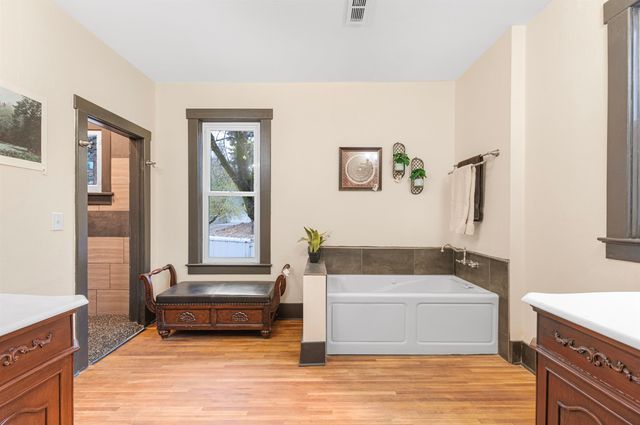 640 N Elm St, Colville, WA 99114