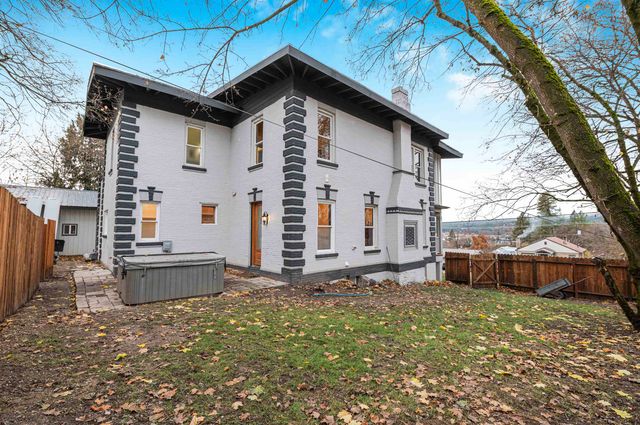 640 N Elm St, Colville, WA 99114