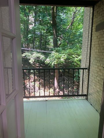 35 Mount Hood 7, Boston, MA 02134