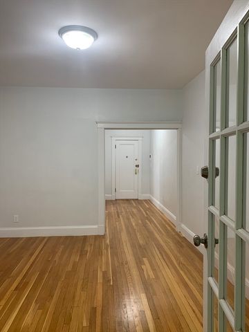 35 Mount Hood 7, Boston, MA 02134