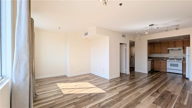 580 W Main Street 305, Alhambra, CA 91801