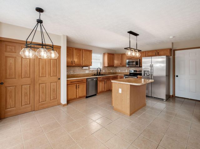 280 Stonhope Drive, Delaware, OH 43015