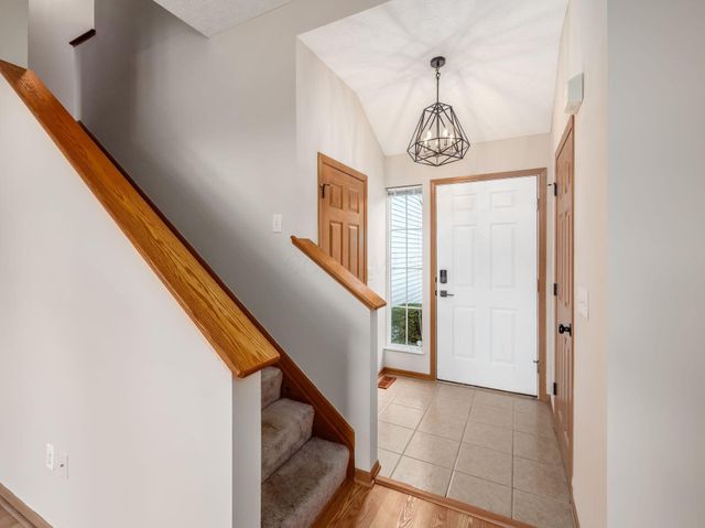 280 Stonhope Drive, Delaware, OH 43015