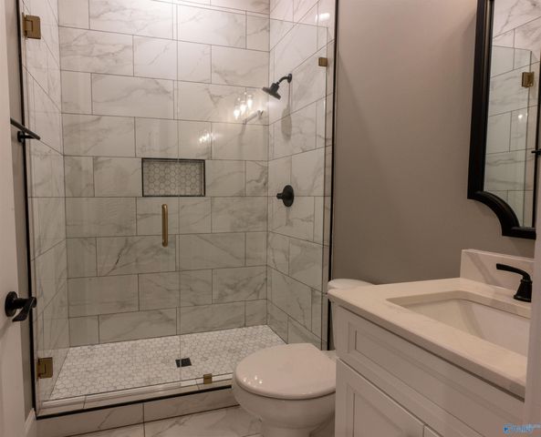 109 Whistling Straits Way, Guntersville, AL 35976