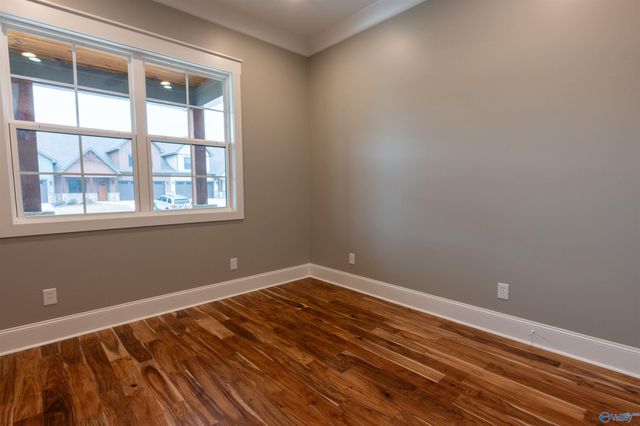 109 Whistling Straits Way, Guntersville, AL 35976