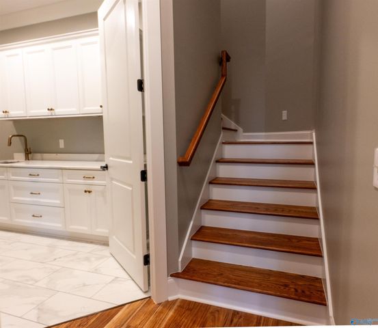 109 Whistling Straits Way, Guntersville, AL 35976