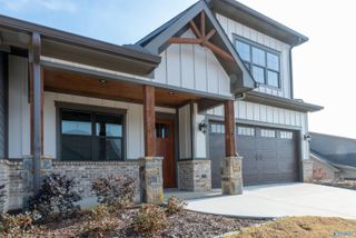 109 Whistling Straits Way, Guntersville, AL 35976