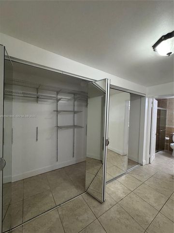 640 N 71st Ter, Hollywood, FL 33024